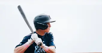 Baseball players batting
