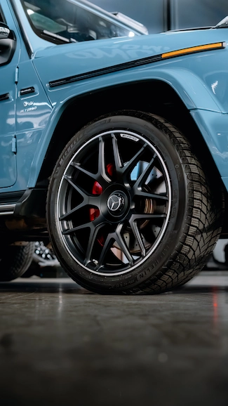 Close up of Mercedes Benz g-wagon tires